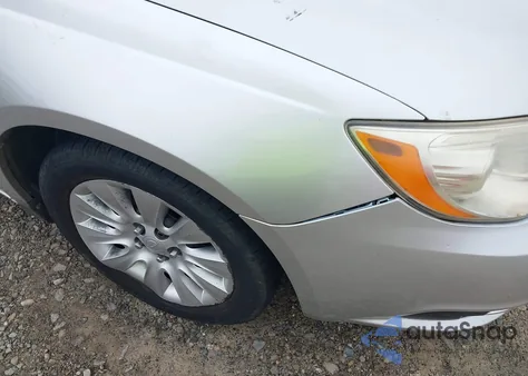 2012 Chrysler 200 Lx from USA, damaged, VIN 1C3CCBAB0CN201697
